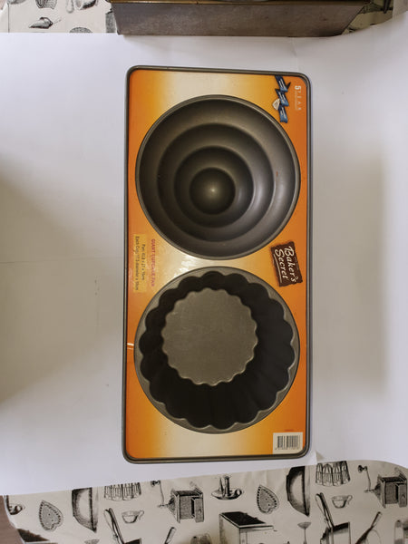 FOR HIRE  -  Giant cupcake pan